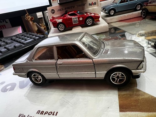Mebetoys bmw 320 - -, scala