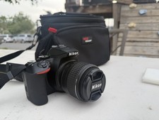 Nikon D5500 DSLR camera kit 