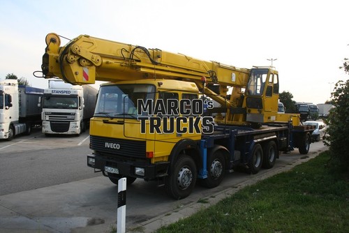 Foto camion iveco carro gru - foto,