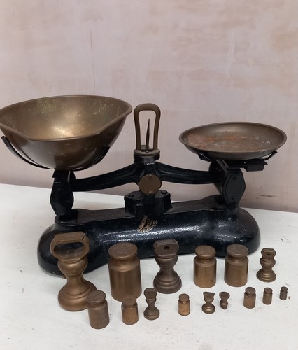Libra scale vintage - co,