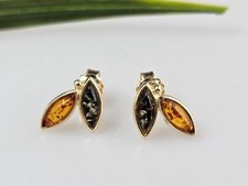 orecchini d'oro. Orecchini in