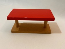 Piattaforma stazione laterale