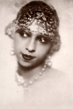 French Singer Dancer &