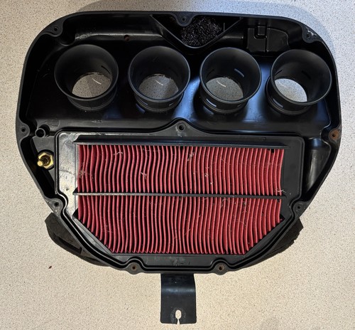 Gsxr1000 air box - gsxr1000, k2