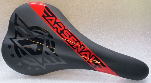 Arsenal sella per - sella,
