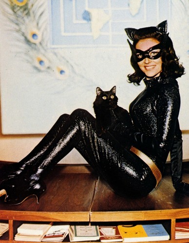 Lee meriwether catwoman con - meriwether,