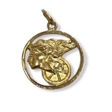 Pendente Dea Bendata in oro
