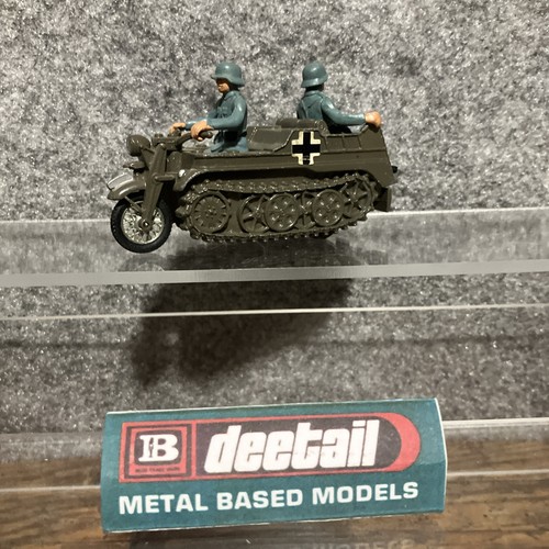 Britains deetail catena - deetail, mezza