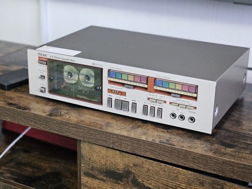 Teac stereo cassette deck - v-9,