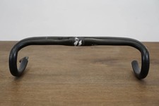 Manubrio stradale compatto in