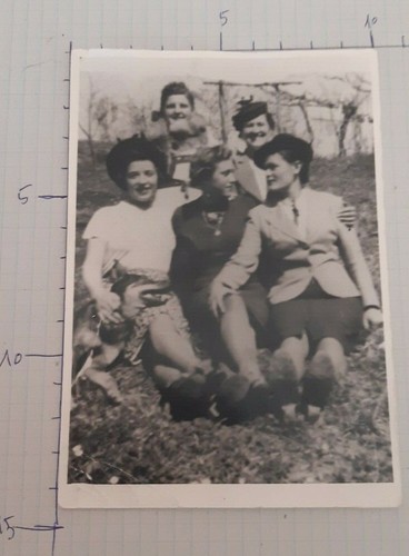 Vecchia foto gruppo di donne - foto,