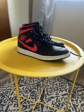 Size 6.5 Air Jordan 1 Mid