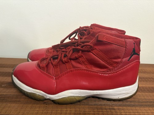 Taglia jordan 11 retro - taglia,