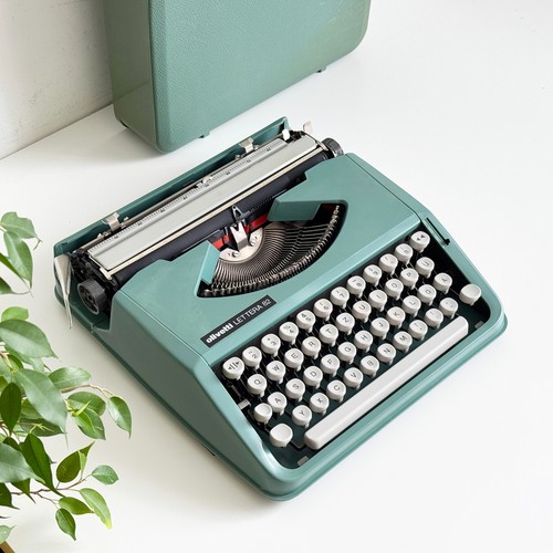 Olivetti lettera - lettera, 82