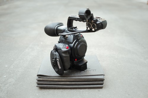 Canon eos c100 - canon, cinema