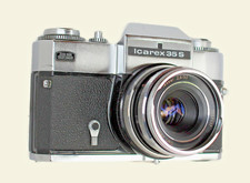 ZEISS IKON Voigtländer ICAREX 35 + ZEISS TESSAR  f=2:8/50 . Very good .