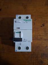 Lotto Materiale Elettrico – Interruttore Differenziale Puro Magnetotermico