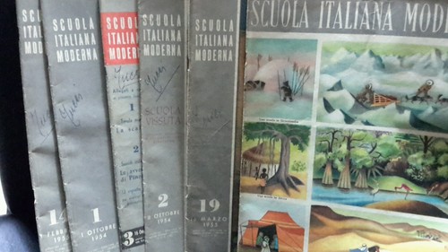Stock riviste scuola - stock, di