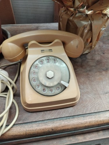 Telefono con filo vintage