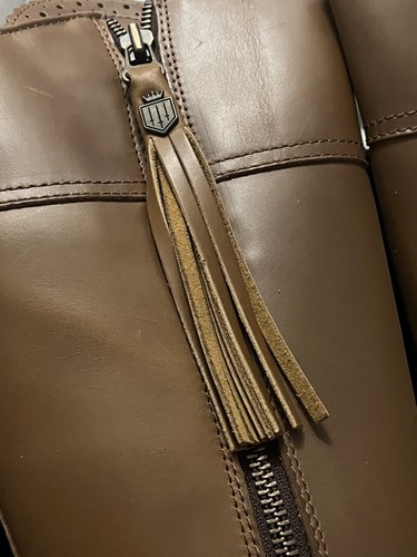 Fairfax favor explorers - fairfax, boots