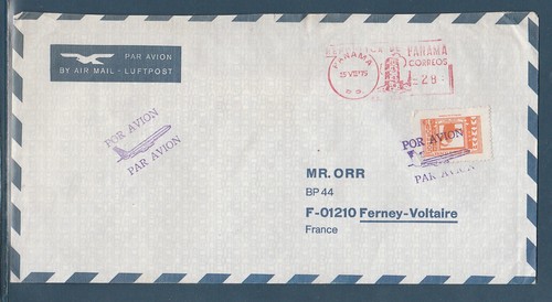 Eta grande enveloppe par avion