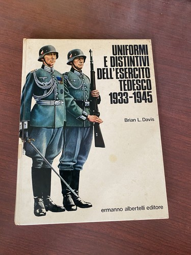 Uniformi distintivi - uniformi,