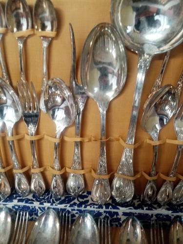 Servizio posate placcate - di,
