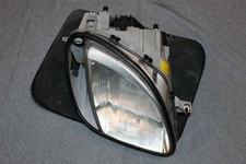 Faro proiettore xeno destro