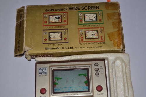 Nintendo game watch - game,
