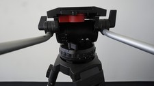 Sachtler Video 25, treppiede