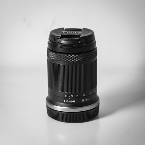 Canon 150mm 3 5 6 - rf-s, f/3.5-6.3