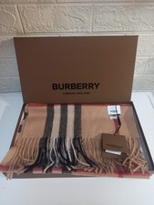 Burberry sciarpa nuova in