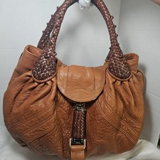 Borsa spia vintage Fendi pelle