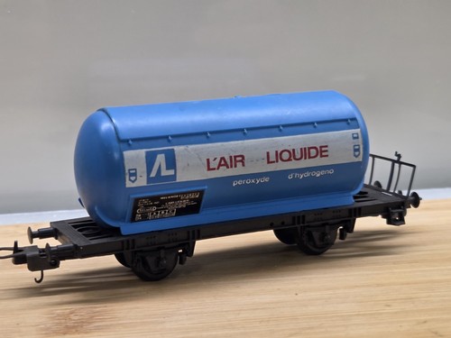Carro cisterna air - carro, liquide