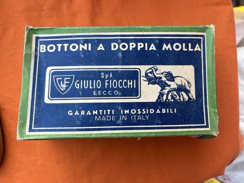 Bottoni doppia molla - a,