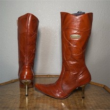 Stivali cowgirl stiletto a
