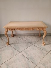 Tavolino Intagliato in Stile