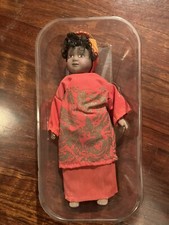 Bambola Di Porcellana Collezione Dal Mondo Fabbri Editori