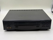 Videoregistratore VHS 8/4