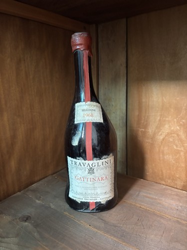 Bottiglia vino travaglini - vino,