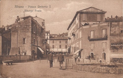 Albano italia piazza - albano,,