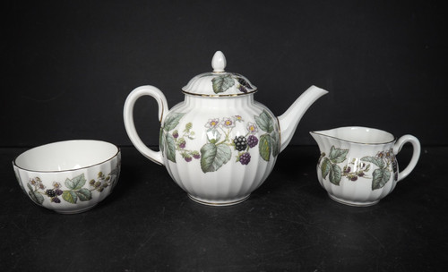 Royal worcester lavinia - royal, bone