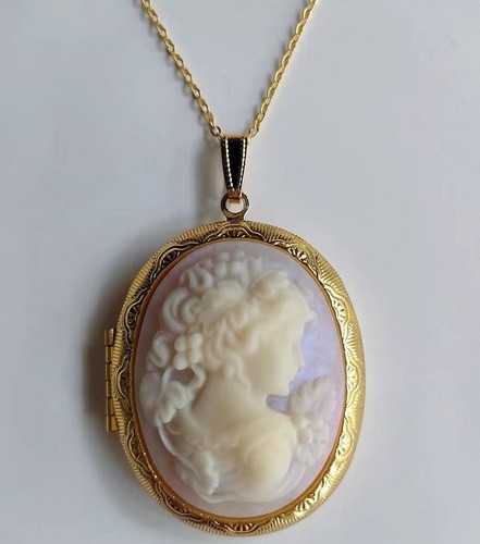 Collana medaglione ritratto