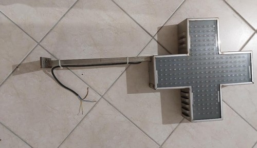 Insegna croce led parafarmacia - insegna,