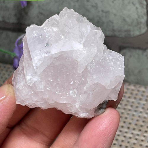 Rara roccia minerale