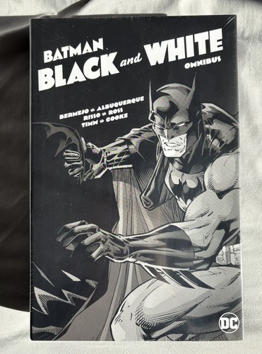Batman black white omnibus - black,