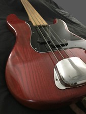 Fender 1979 Vintage Fretless