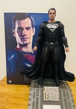 Hot Toys Costume Nero Superman