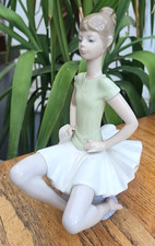 LLADRO 'LAURA BALLERINA' #1360 RETIRED PORCELAIN FIGURINE 23CM - UNBOXED (1)