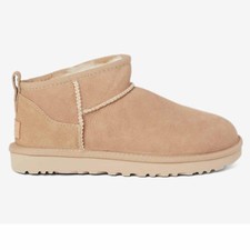 Stivaletti UGG "Classic Ultra